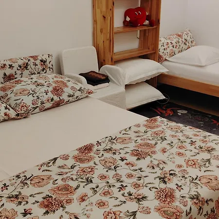 Big - Center Apartman *